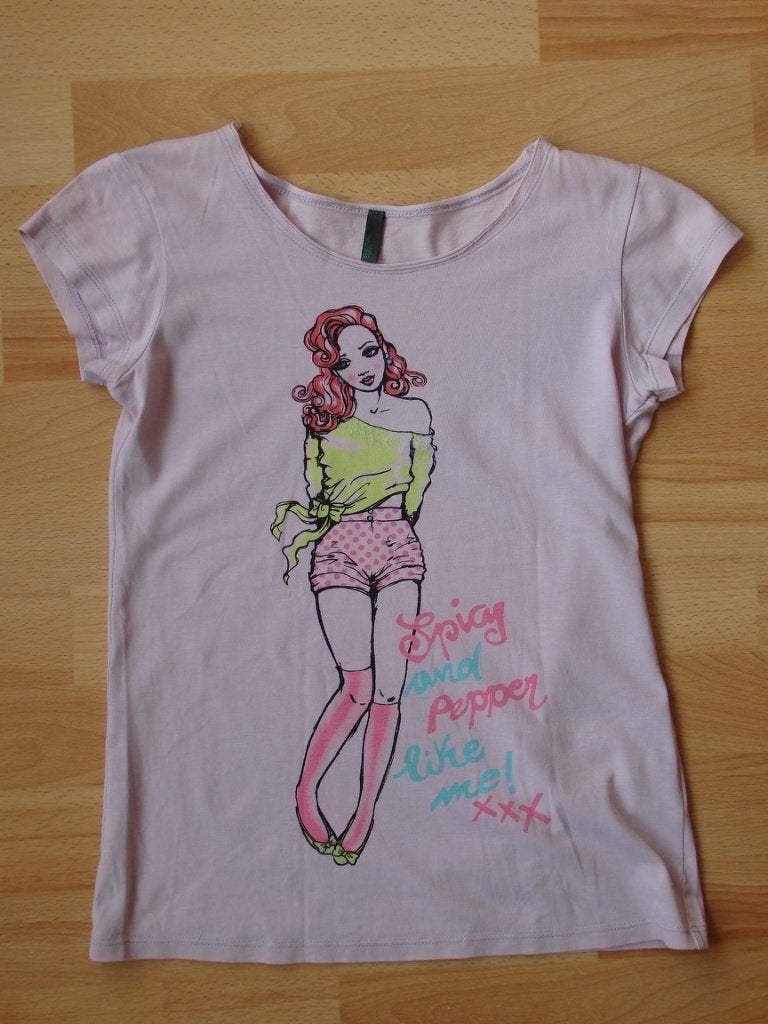 Leuk t-shirt van Benetton maat 140 cm, Ophalen, Meisje, Zo goed als nieuw, Shirt of Longsleeve