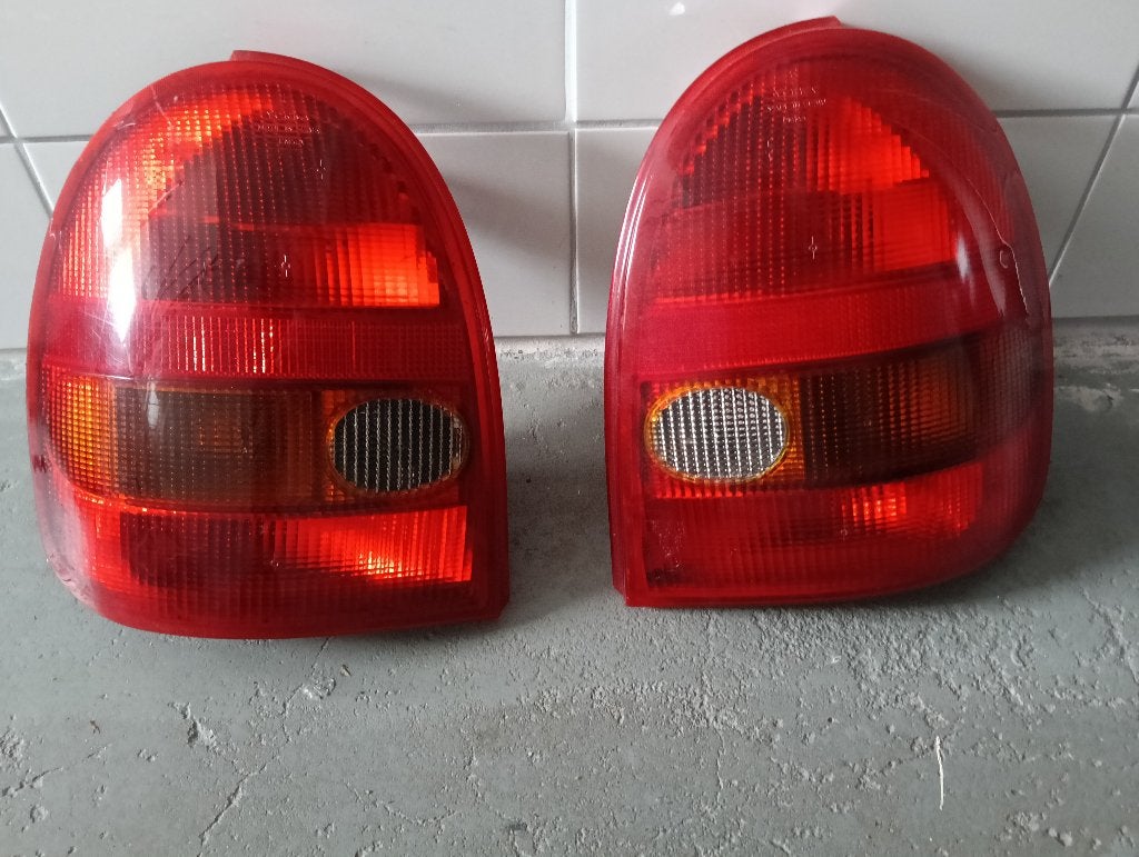 Opel Corsa Type B Achterlichten L en R en Rechter Koplamp, Auto-onderdelen, Ophalen of Verzenden, Gebruikt, Opel