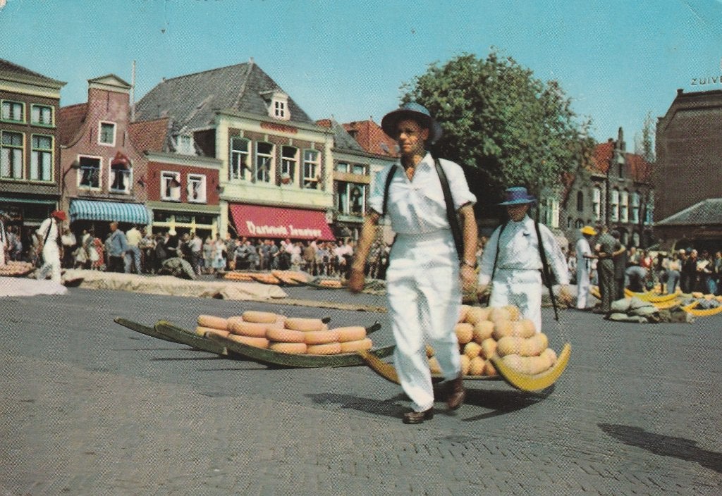 ALKMAAR Kaasmarkt (Gekartelde Rand), Verzenden, 1960 tot 1980, Gelopen, Noord-Holland