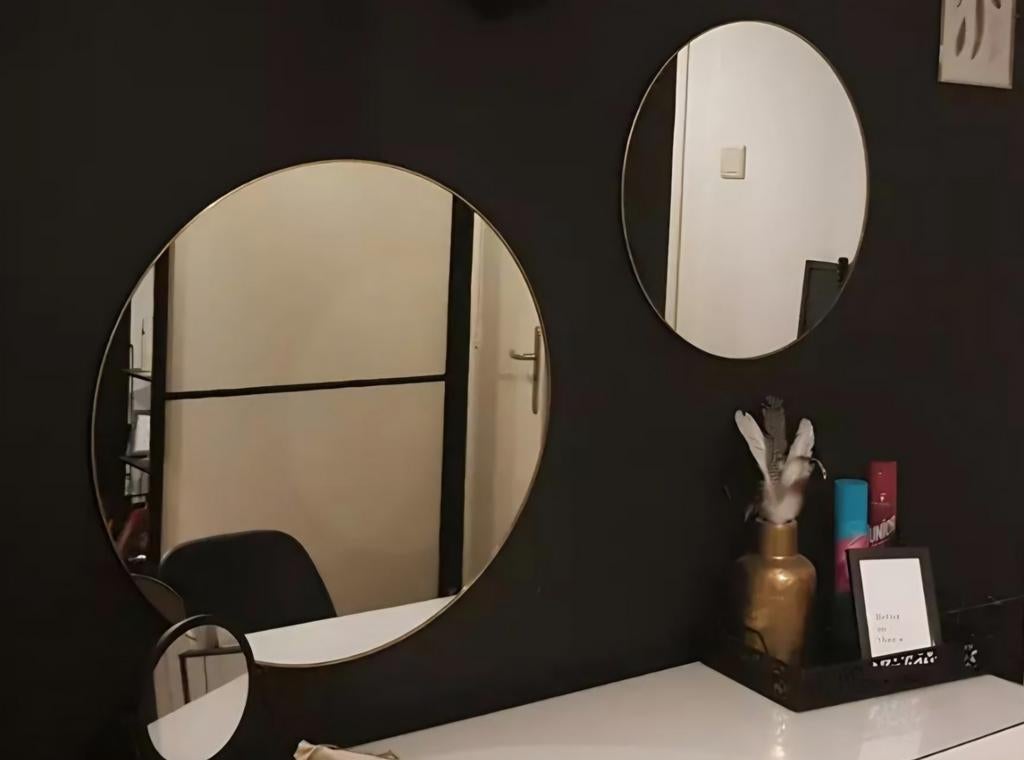 1 ronde Xenos spiegels met gouden rand  60 cm, Huis en Inrichting, Woonaccessoires | Spiegels, Ophalen, Rond, Zo goed als nieuw