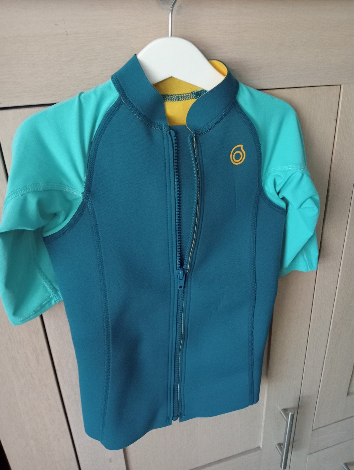 wetsuit vest/shirt. Met rits, Watersport en Boten, Watersportkleding, Verzenden, Zo goed als nieuw, Kind, Wetsuit
