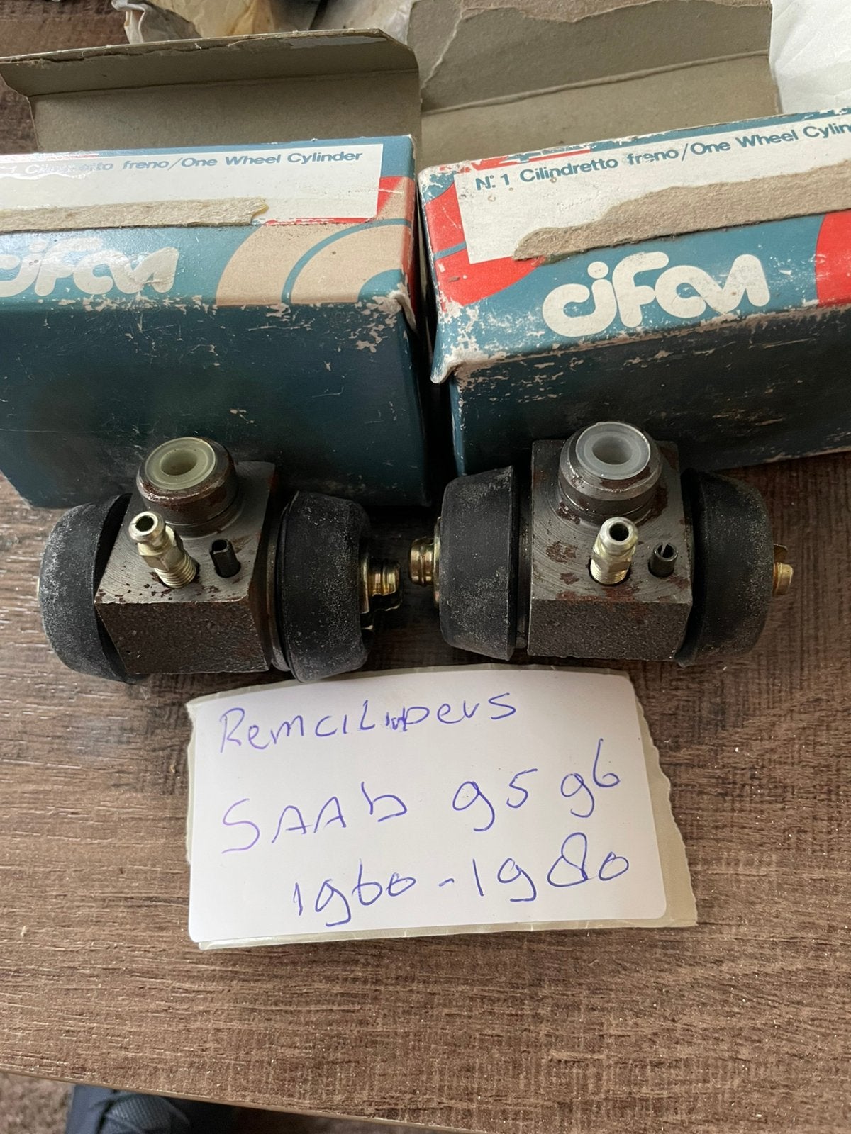 Nieuwe oldtimer remcilinders Saab, Ophalen of Verzenden