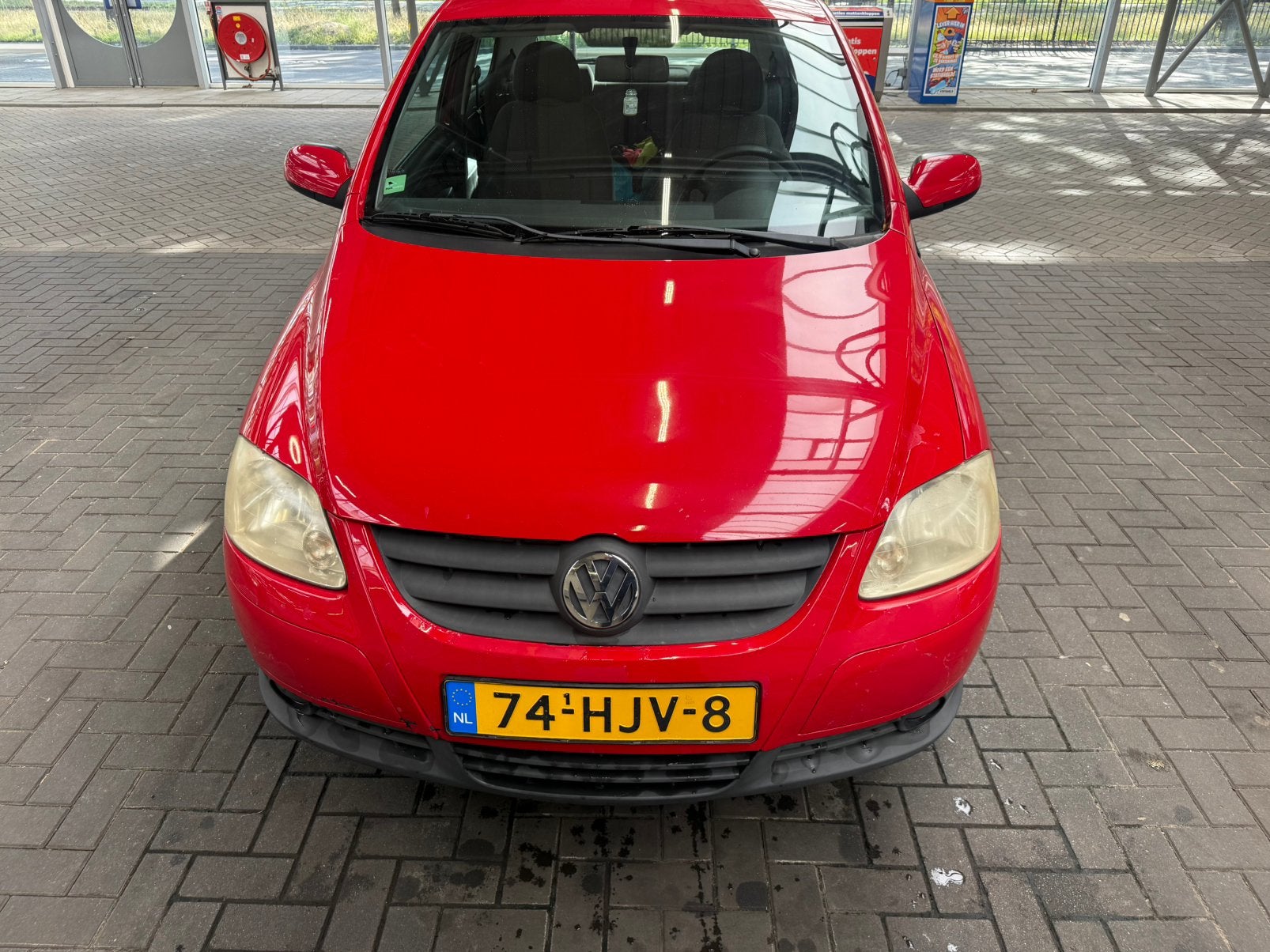 Volkswagen Fox 1.2 40KW 2009 Rood, aflevering met nieuwe apk, Auto's, Voorwielaandrijving, 969 kg, 4 stoelen, 1198 cc