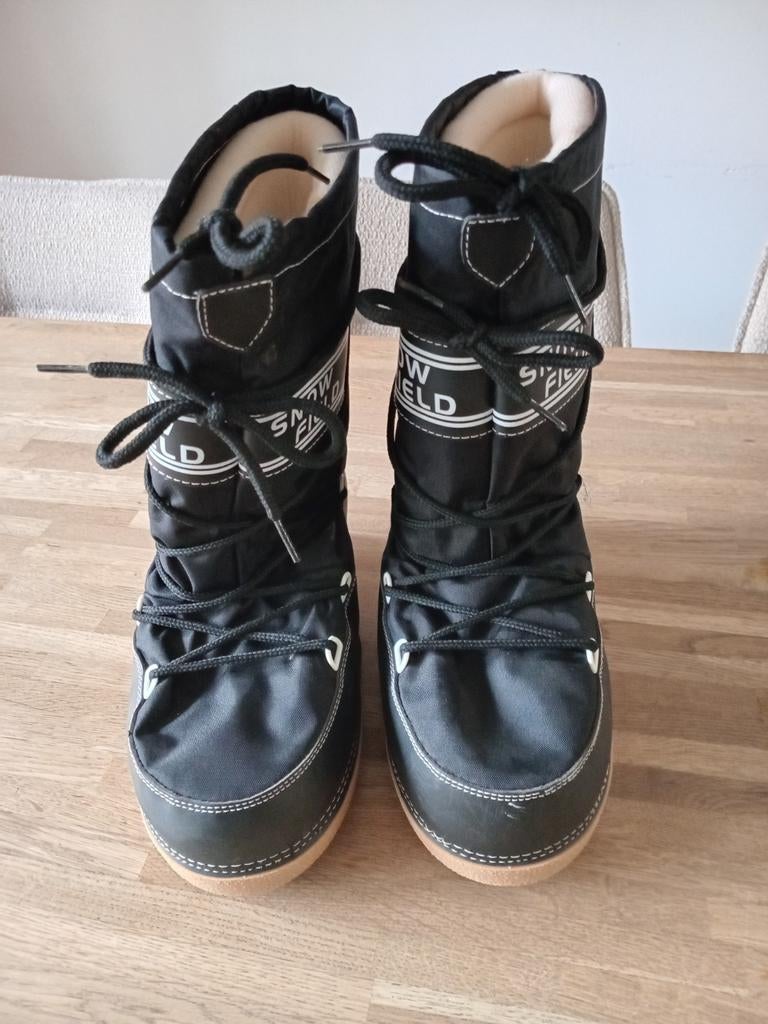 Snowboots zwart mt 41/43, Overige merken, 160 tot 180 cm, Snowboots, Ophalen of Verzenden