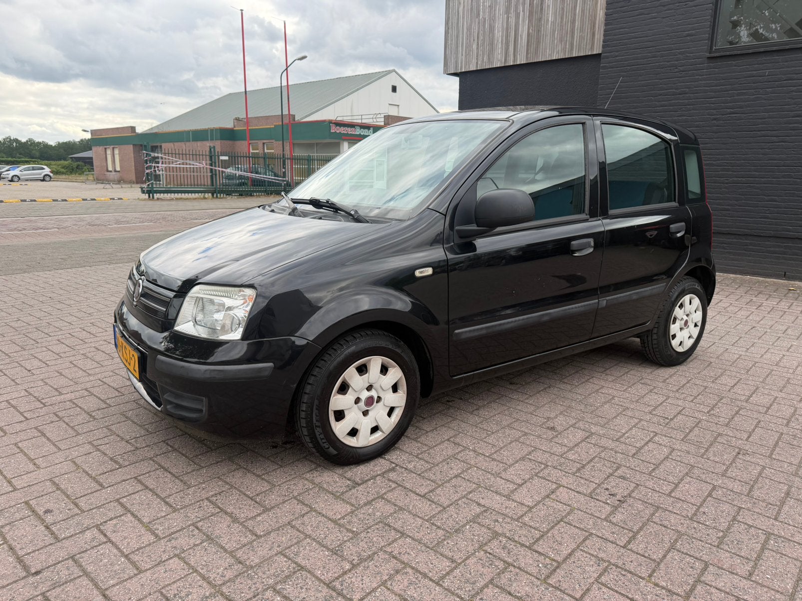 Fiat Panda 1.2 44KW 60PK 2010 Zwart, Auto's, Voorwielaandrijving, 1242 cc, Zwart, Handgeschakeld