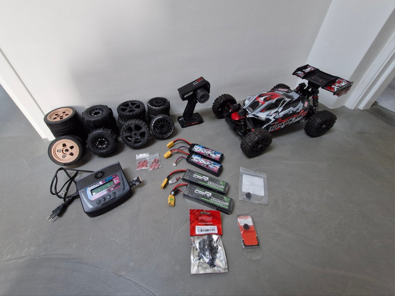 RC buggy 1/8 Team Corally Spark XB6 rtr, Hobby en Vrije tijd, Modelbouw | Radiografisch | Auto's, Ophalen of Verzenden, Auto offroad