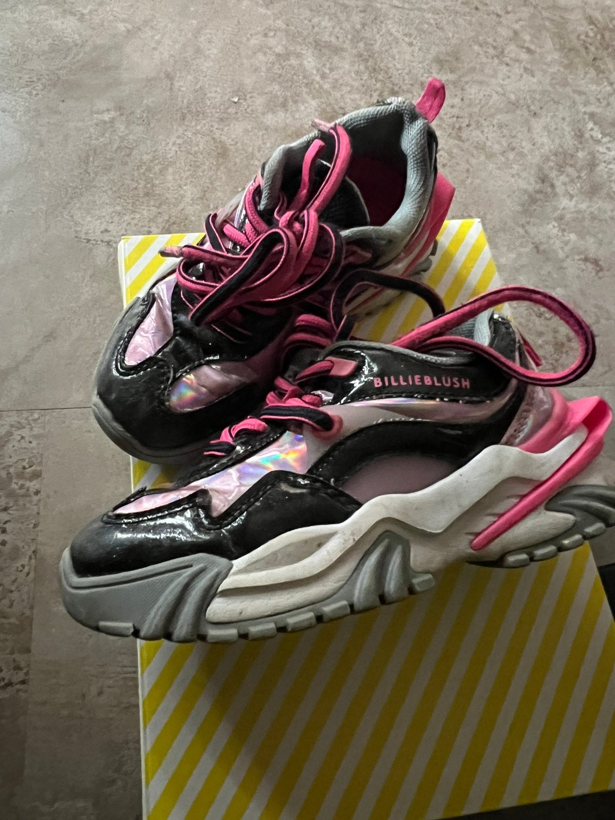 BILLIE BLUSH sneakers maat 26, Meisje, Schoenen, Ophalen of Verzenden, Zo goed als nieuw