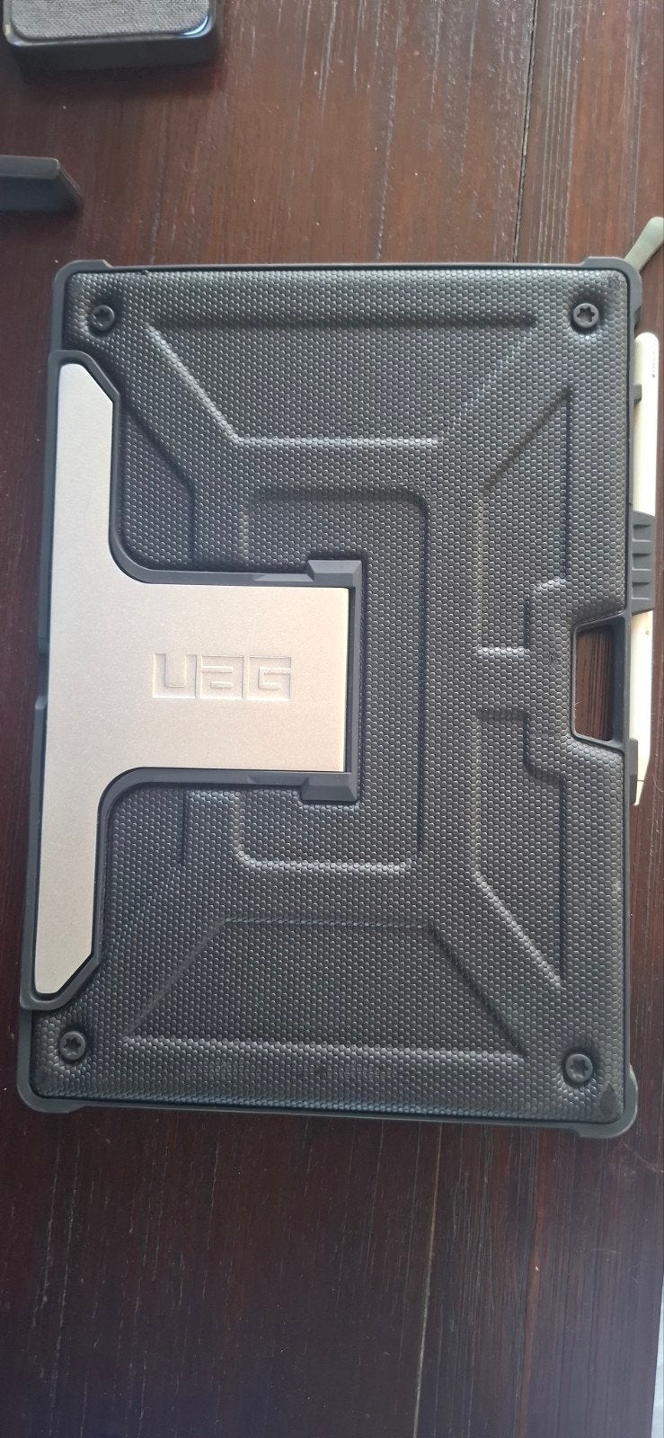 UAG Tablet Hoes - Robuuste Bescherming voor uw Tablet, Computers en Software, 10 inch, Gebruikt, Bescherming voor- en achterkant