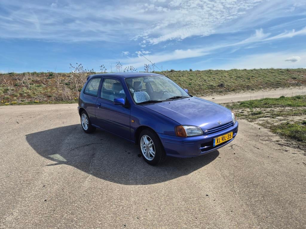 Toyota Starlet 1.3 16V 1998 Blauw, 74 pk, 4 cilinders, Starlet, Origineel Nederlands