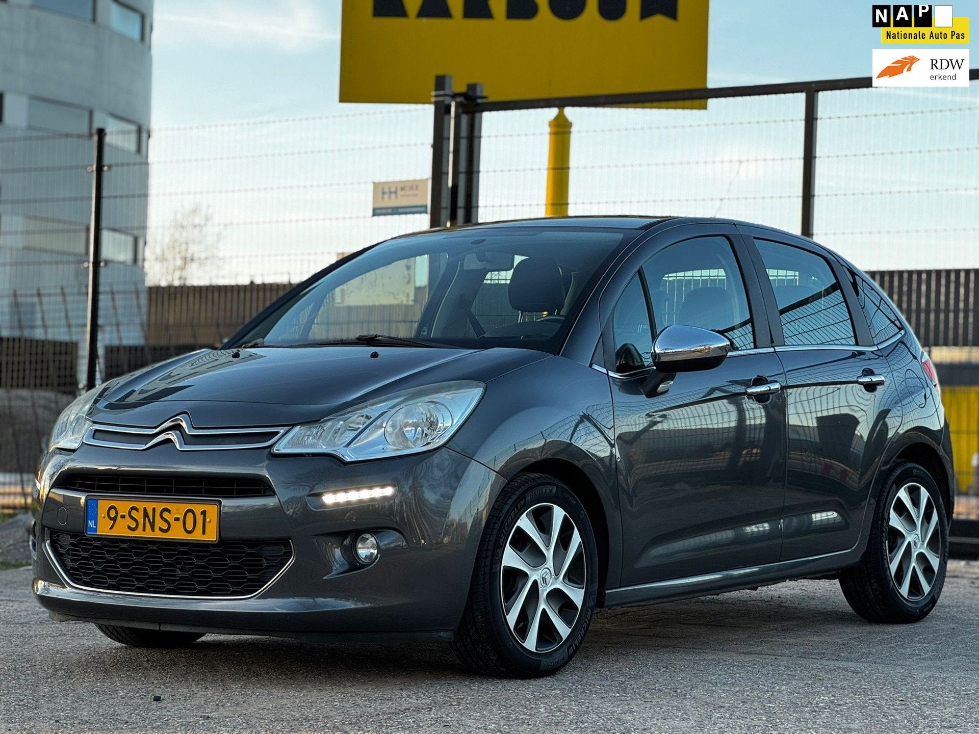 Citroen C3 1.2 VTi Collection origineel nl zeer lage kilomet, Auto's, Citroën, Euro 5, Gebruikt, 31 €/maand, 1199 cc