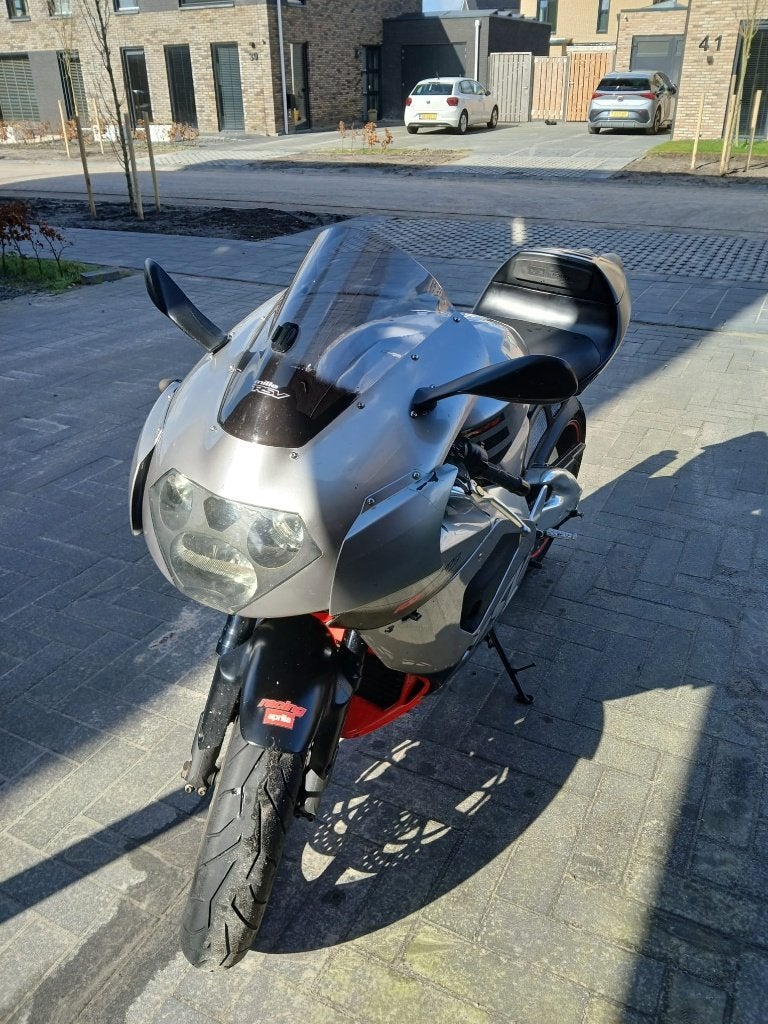 Aprilia RSV Mille, Sportuitlaat, 2 cilinders, Motorrijbewijs A, Gebruikt