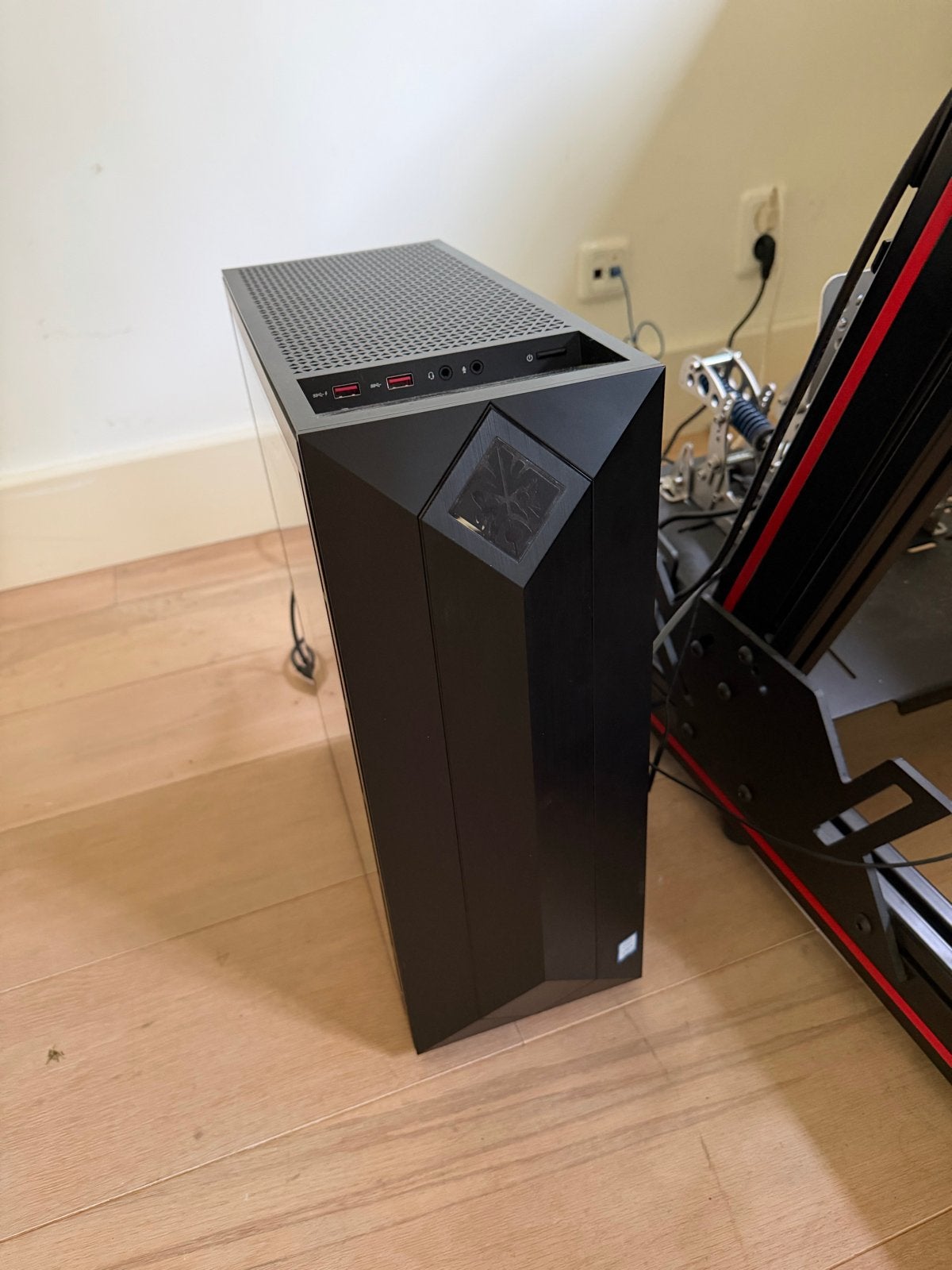 Foto 3 van Complete Sim Racing Setup: HP Omen, Fanatec, Heusinkveld, VR