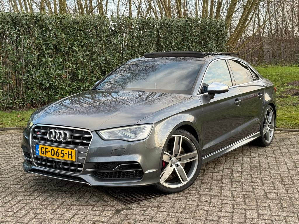 Audi S3 Limousine FULL OPTION /PANO/ACC/LANE/KYLSS/B&O/MILTK, Automaat, Zwart, 4 cilinders, 1984 cc