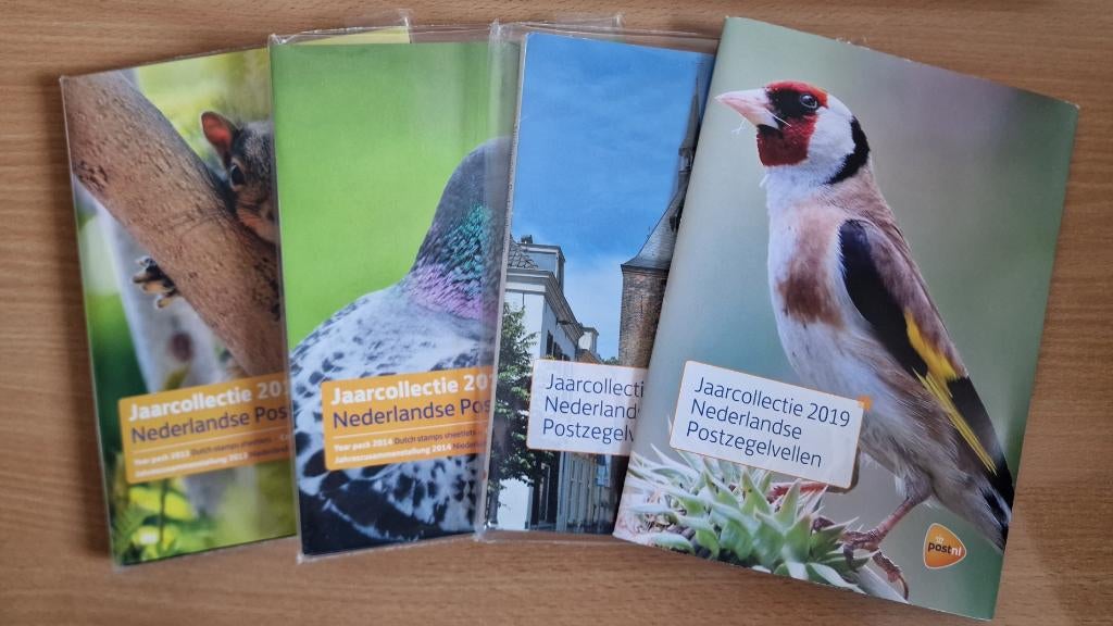 Jaarcollecties Nederland VELLETJES zie omschrijving., Ophalen of Verzenden, Na 1940, Postfris