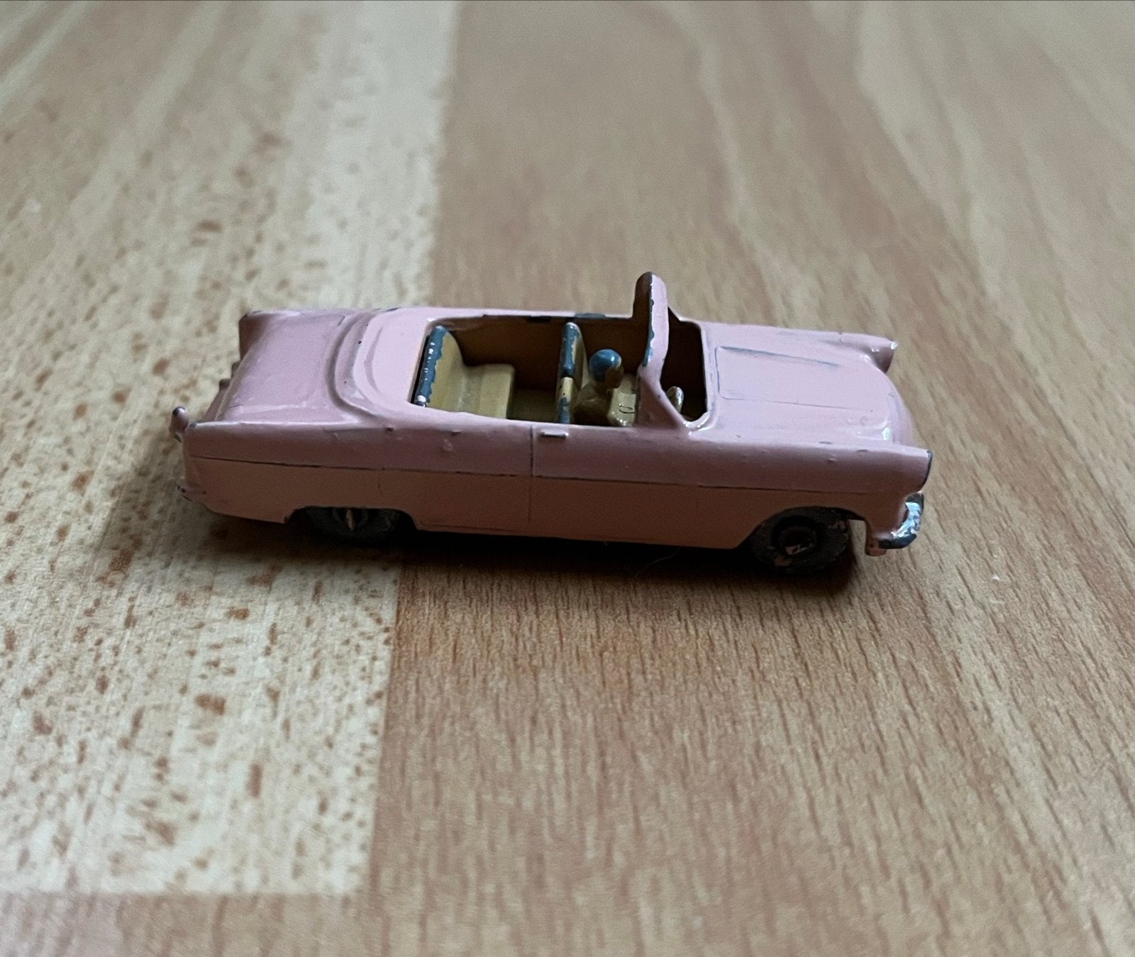 Lesney Matchbox  Ford Zodiac Convertible No. 39, Ophalen of Verzenden, Gebruikt, Auto
