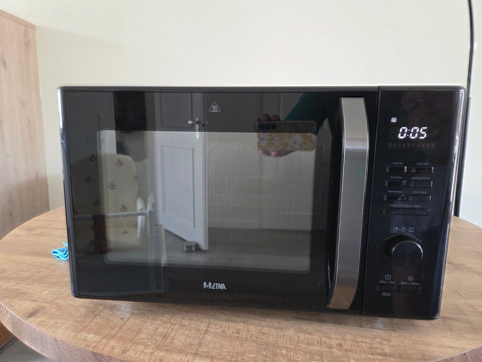Magnetron Etna cmv328zt, nieuw!, Witgoed en Apparatuur, Magnetrons, Ophalen, Zo goed als nieuw, Crisp, Draaiplateau