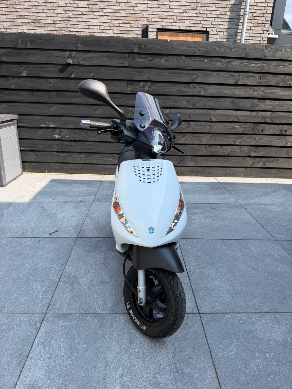 Piaggio Zip 2 takt 70cc - gereviseerd blok, Fietsen en Brommers, Scooters | Piaggio, Zo goed als nieuw, Zip, Maximaal 45 km/u