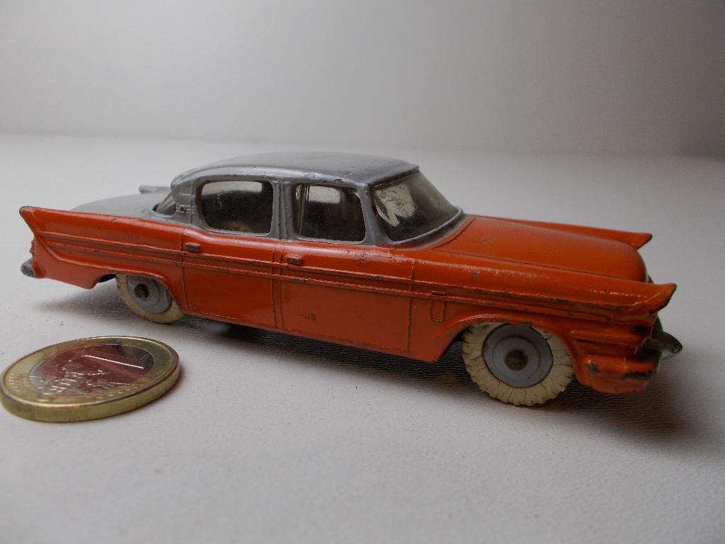 1958 Dinky Toys 180 PACKARD CLIPPER SEDAN (Bijgewerkt.), Ophalen of Verzenden, Gebruikt, Auto, Dinky Toys