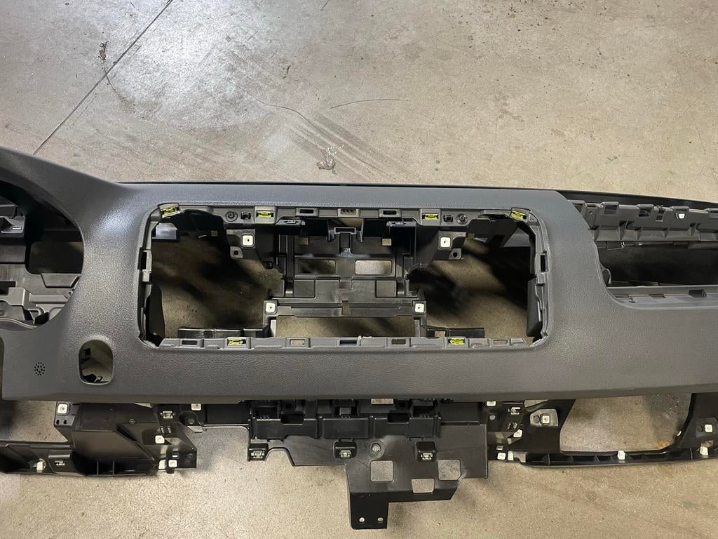 Dashboard Mercedes Sprinter W910 W907. a9106890900, Auto-onderdelen, Ophalen, Gebruikt, Mercedes-Benz