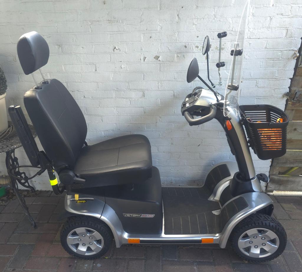 Deluxe L Pride scootmobiel van Mobilae., Ophalen, Pride, Zo goed als nieuw, 16 km/u of meer