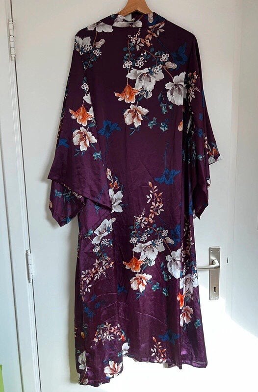 Foto 11 van Kimono/jurk L 40/42