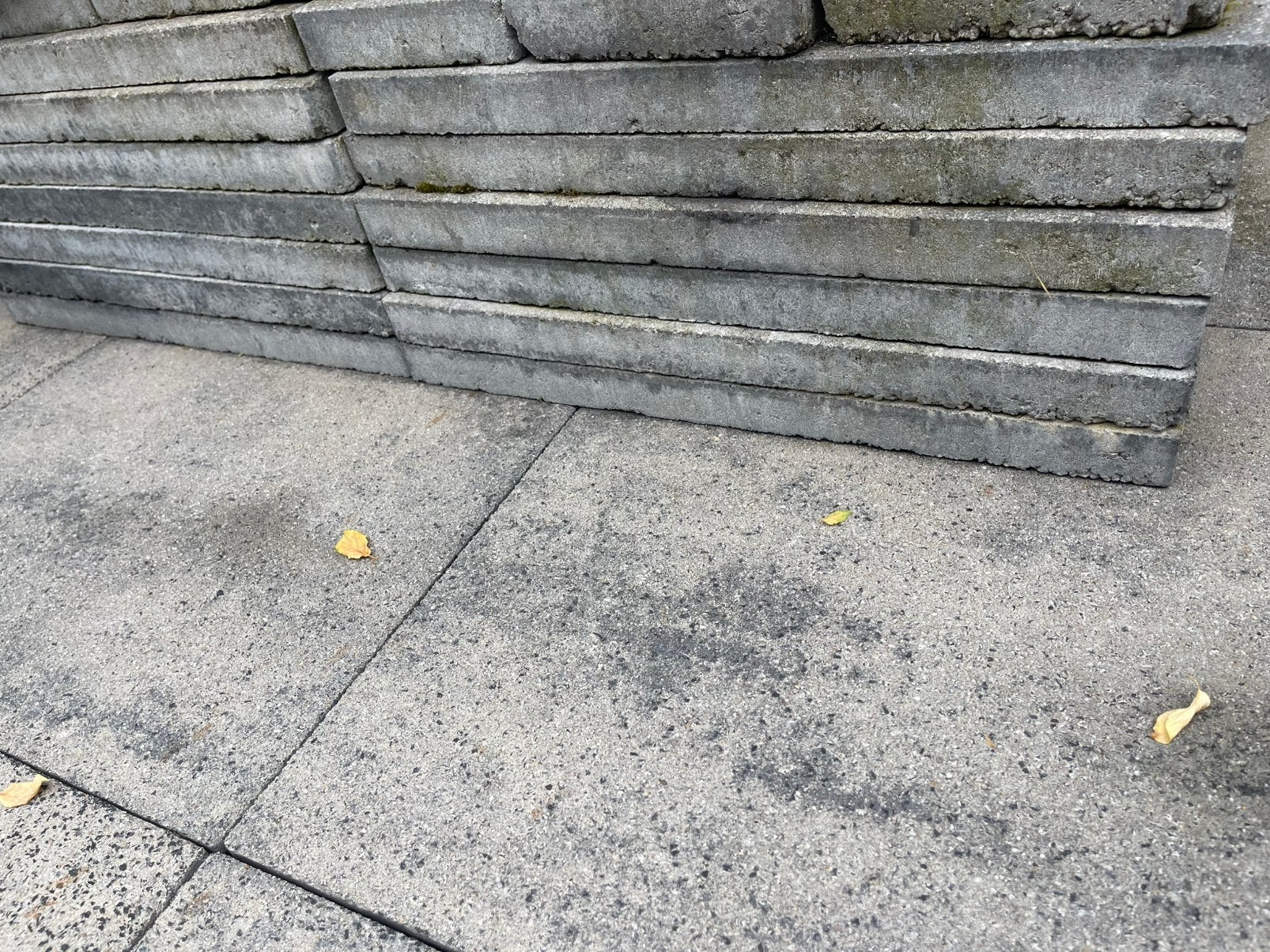 GRATIS TUIN TEGELS 60x60, Ophalen, Overige materialen, Gebruikt, Minder dan 3 meter