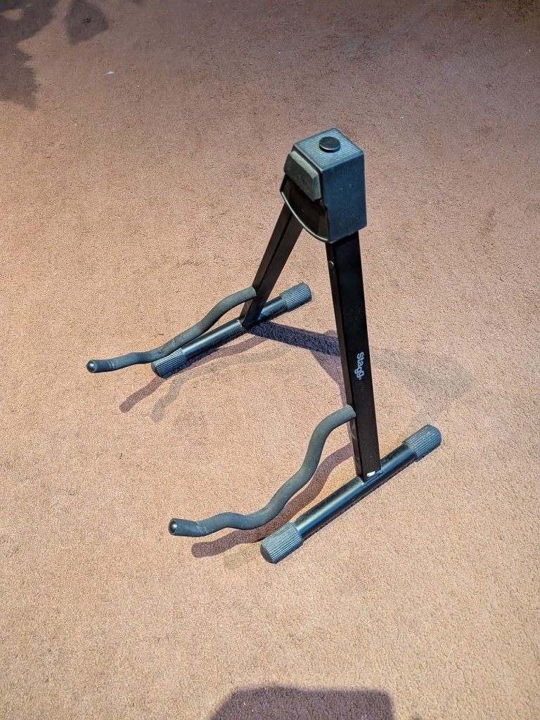 Stagg gitaarstandaard, Ophalen, Zo goed als nieuw, Instrumentstandaard, Gitaar