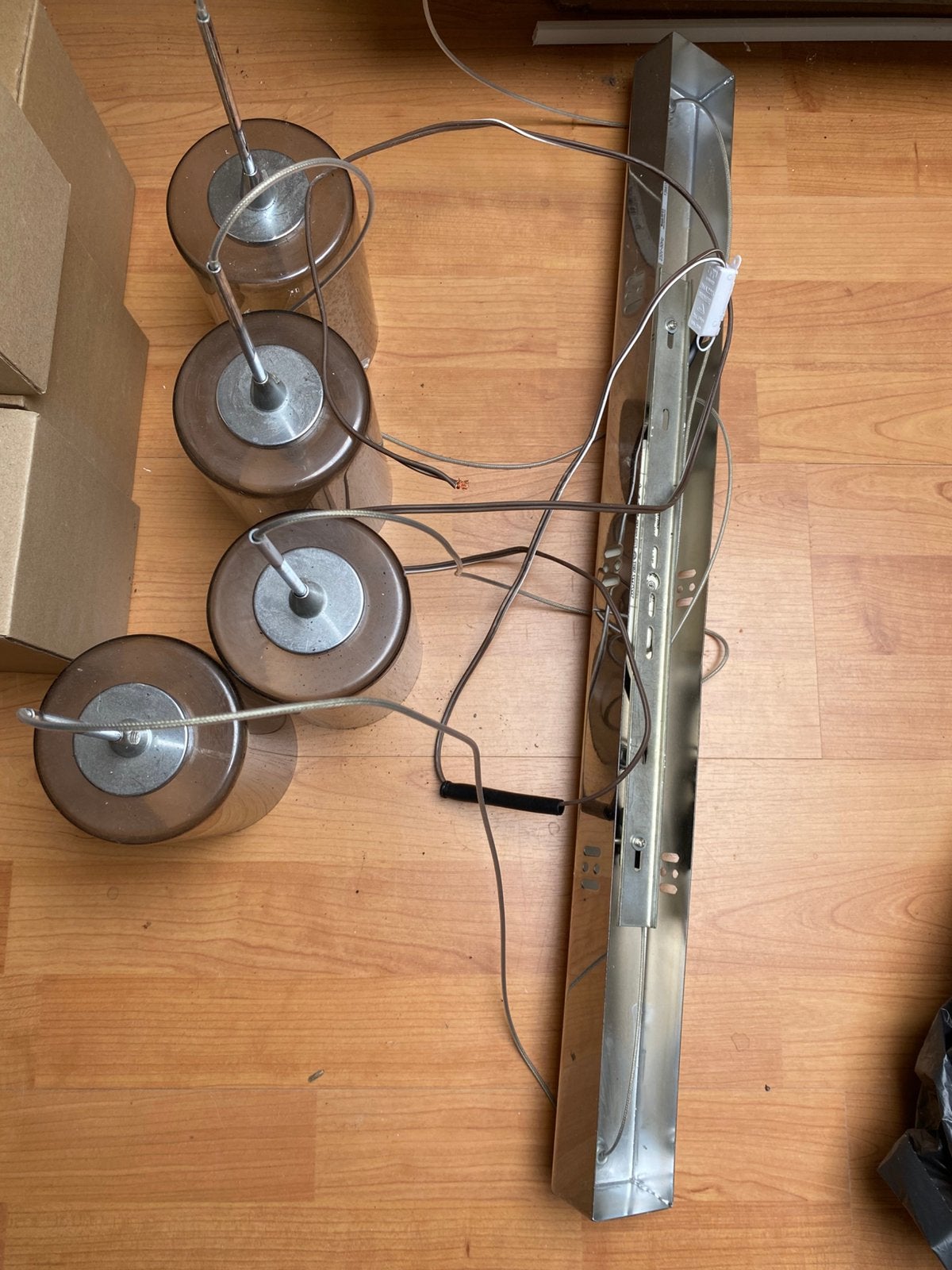 Rechthoekige hanglamp met 4 glazen kelken, Ophalen, Gebruikt, Glas