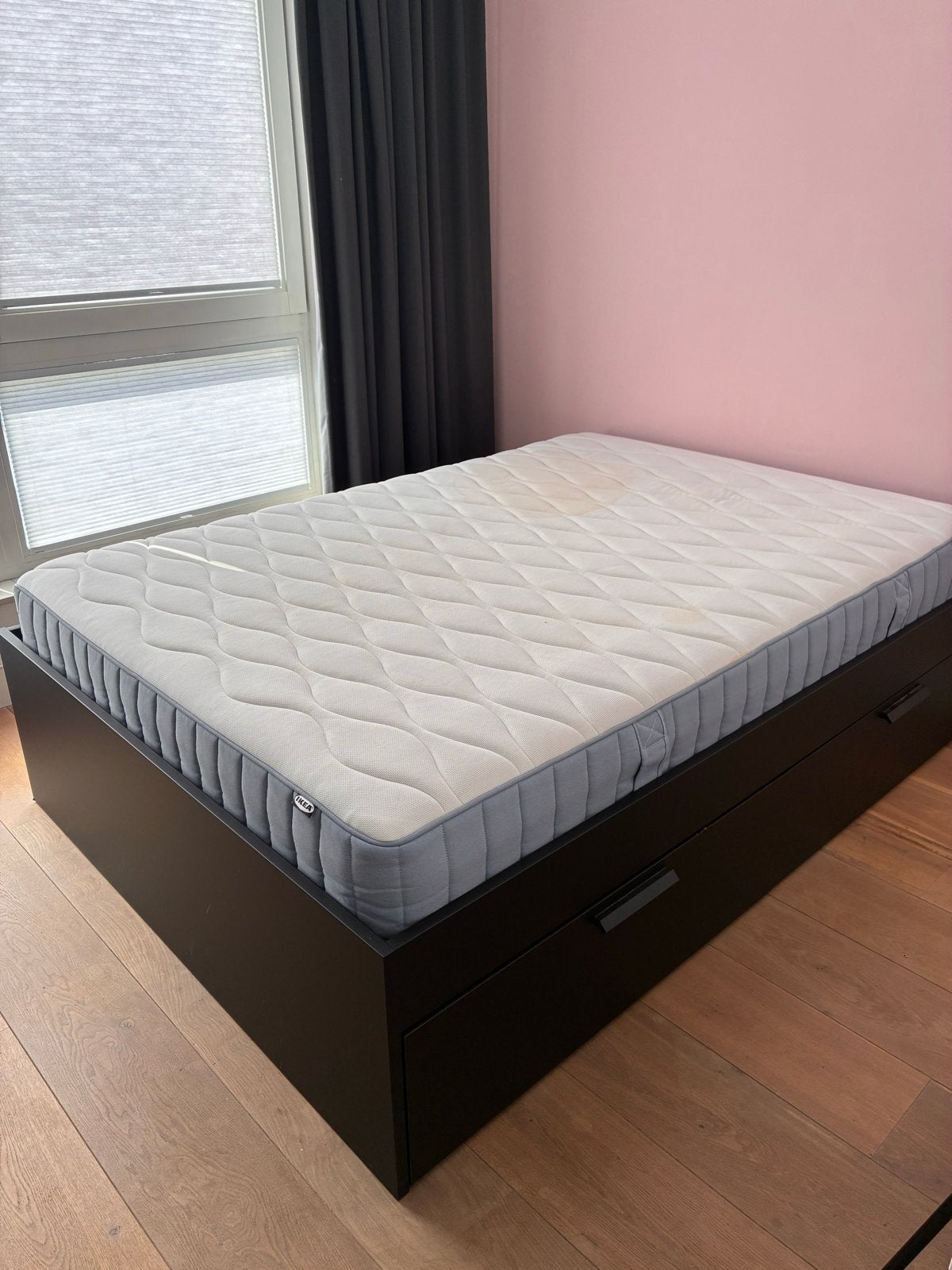 Ikea Brimnes bed zwart 140x200 met 4 lades en matras, Huis en Inrichting, Slaapkamer | Bedden, Ophalen, Gebruikt, Zwart, Tweepersoons