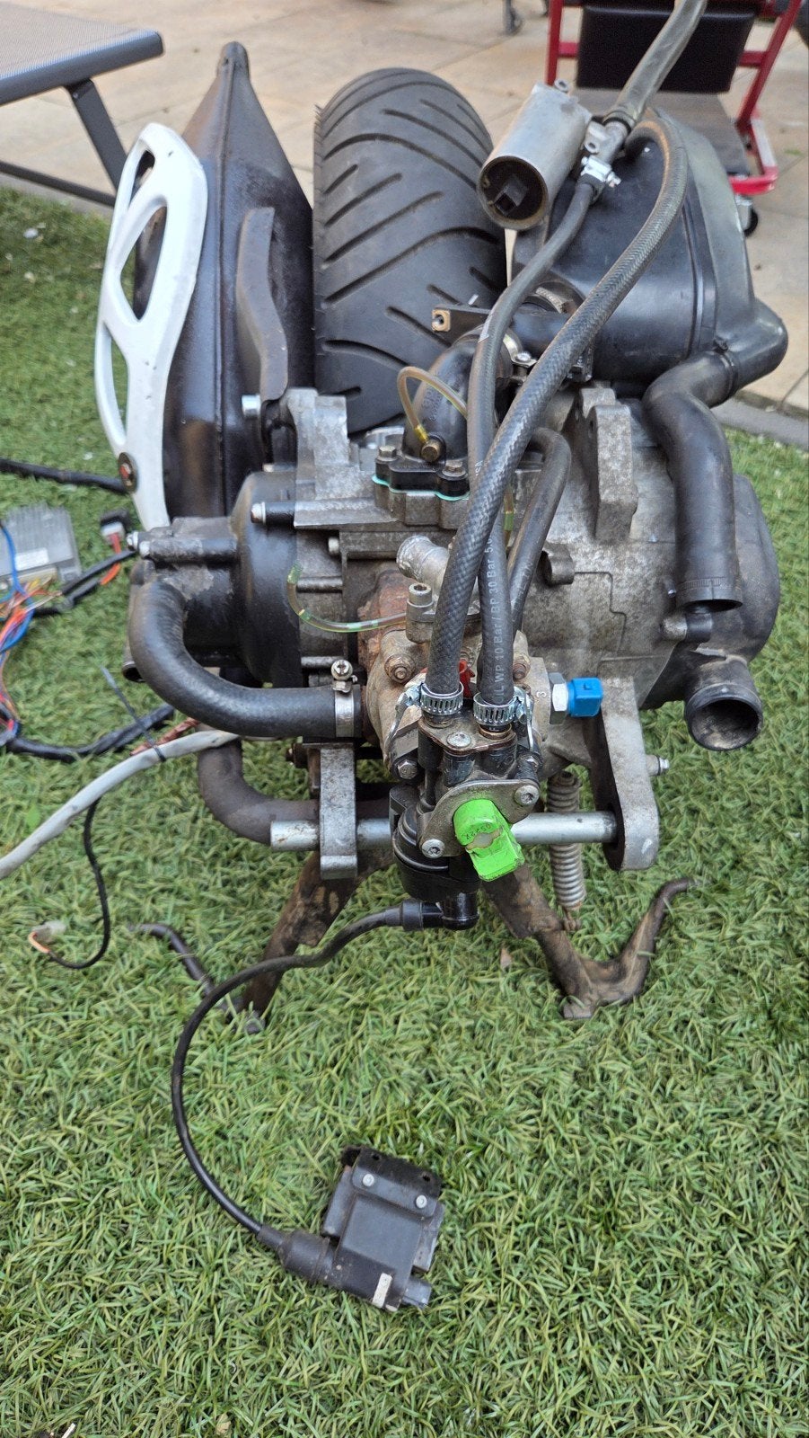 Aprilia SR50 Ditech motorblok met kabelboom en tanks, Ophalen, Gebruikt, Blok, Aprilia