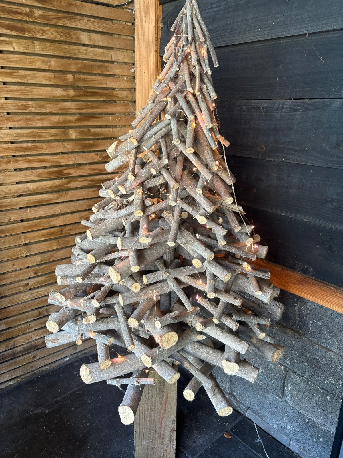 Decoratieve houten boom met lampjes op sokkel (110x90 cm), Ophalen, Gebruikt, Bruin, Hout
