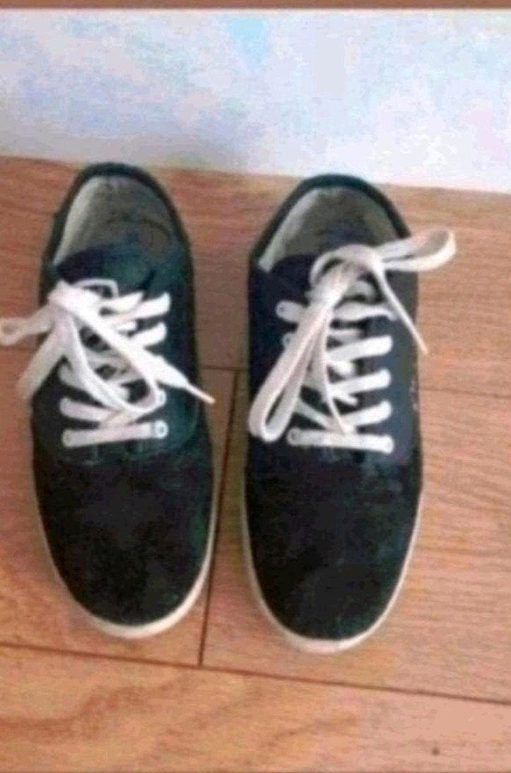Venice zwarte schoenen, Zwart, Ophalen of Verzenden, Sneakers of Gympen, Zo goed als nieuw