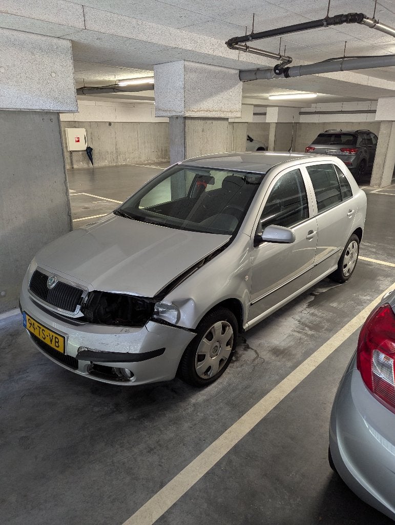 Skoda Fabia 1.4 55KW 2007 Grijs, Auto's, Voorwielaandrijving, 4 cilinders, Origineel Nederlands, Particulier