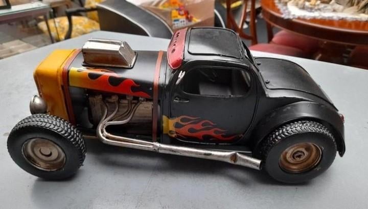 Mooie blikken auto, Hobby en Vrije tijd, Modelauto's | 1:24, Ophalen of Verzenden, Zo goed als nieuw, Maisto