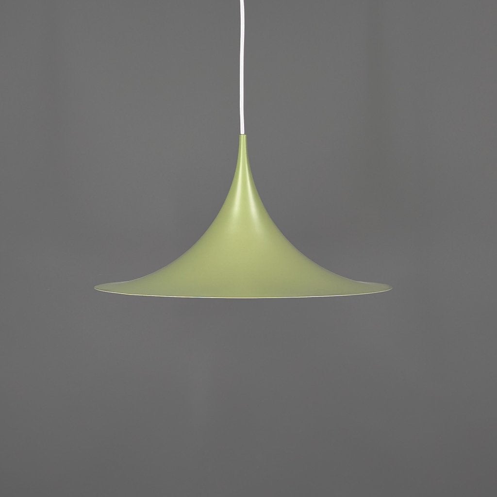 GUBI Semi vintage hanglamp – groen – Ø47 cm, Huis en Inrichting, Lampen | Hanglampen, Scandinavisch design, Zo goed als nieuw