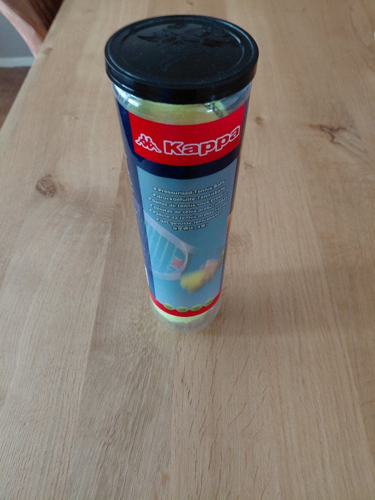 Te koop Blik met 4 tennisballen Kappa (nieuw), Overige merken, Ballen, L00, Nieuw