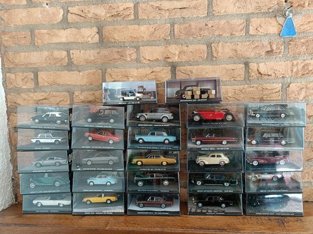 James Bond 007 modelauto's restant verschillende, Verzenden, Zo goed als nieuw, Auto, Overige merken