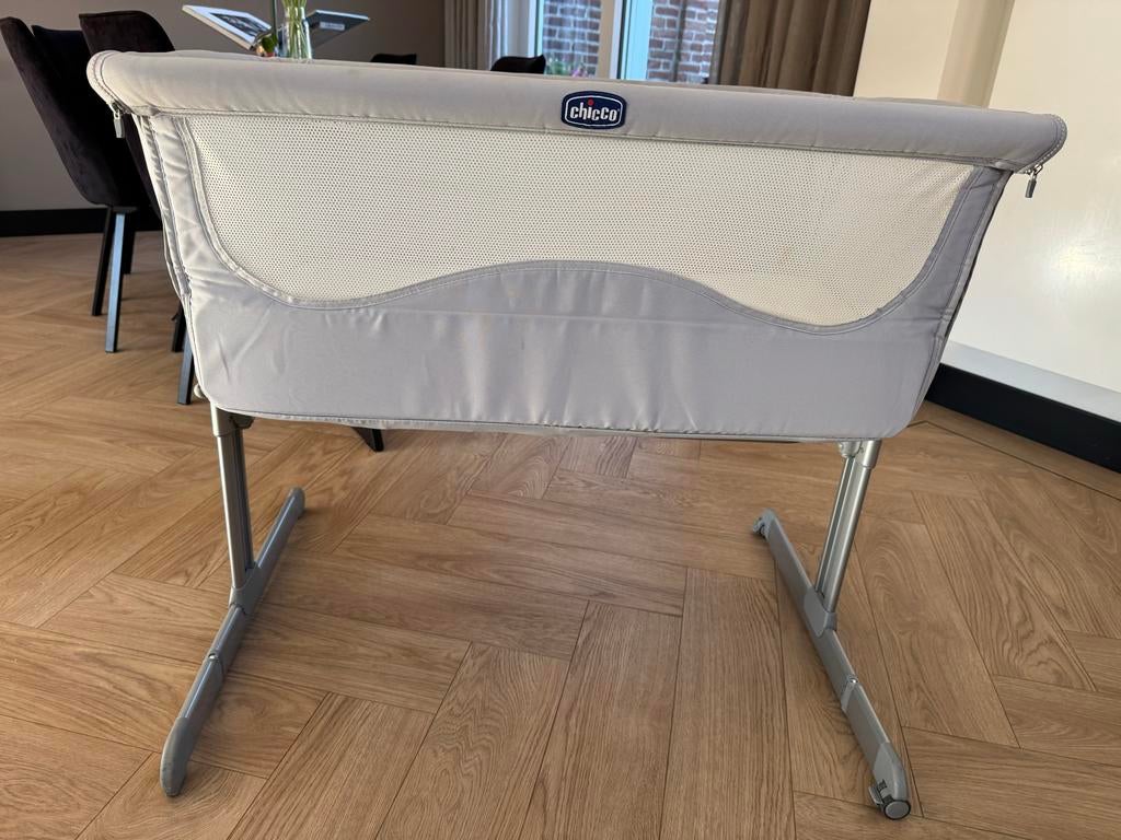 Chicco Next2Me co-sleeper - grijs, Ophalen, Gebruikt, Wieg