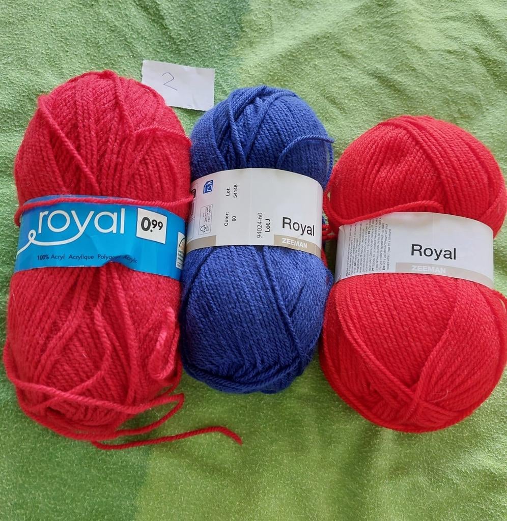 3 bollen wol blauw en rood (Royal), Ophalen of Verzenden, Nieuw, Breien of Haken, Wol of Garen