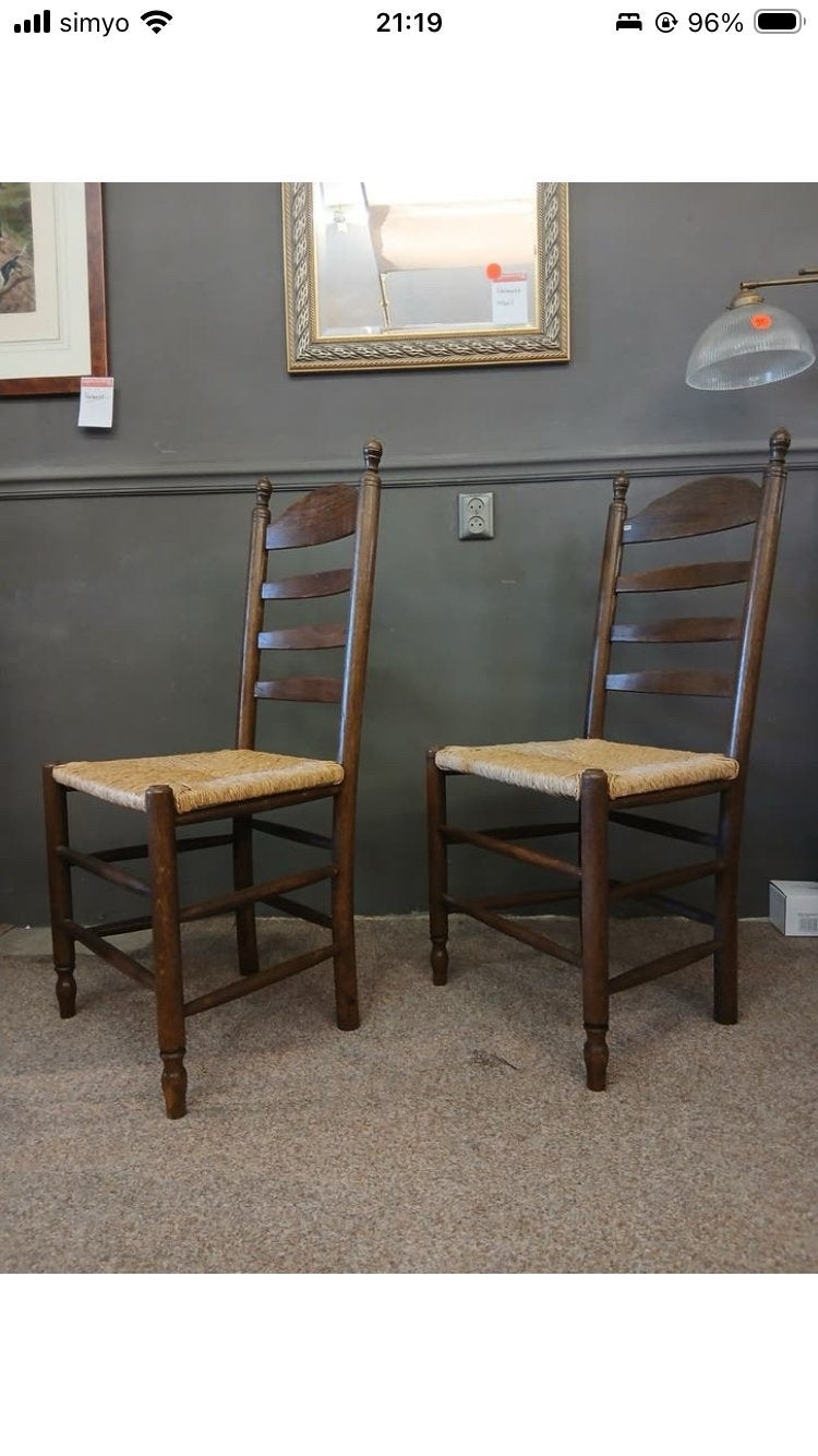 2 Eikenhouten Eettafelstoelen met Biezen Zitting, Ophalen, Twee, Bruin, Klassiek
