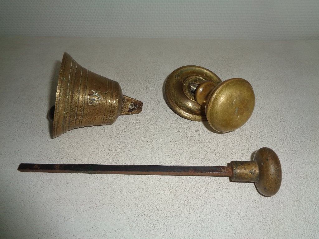 Antieke koperen trekbel + deurknop., Ophalen of Verzenden, Koper