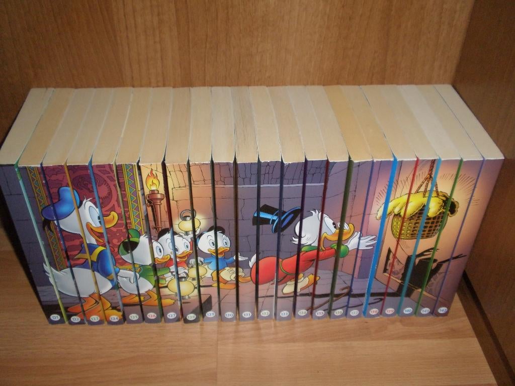 SERIES DONALD DFUCK POCKETS MET RUGTEKENING, Meerdere comics, Ophalen of Verzenden, Zo goed als nieuw, Europa