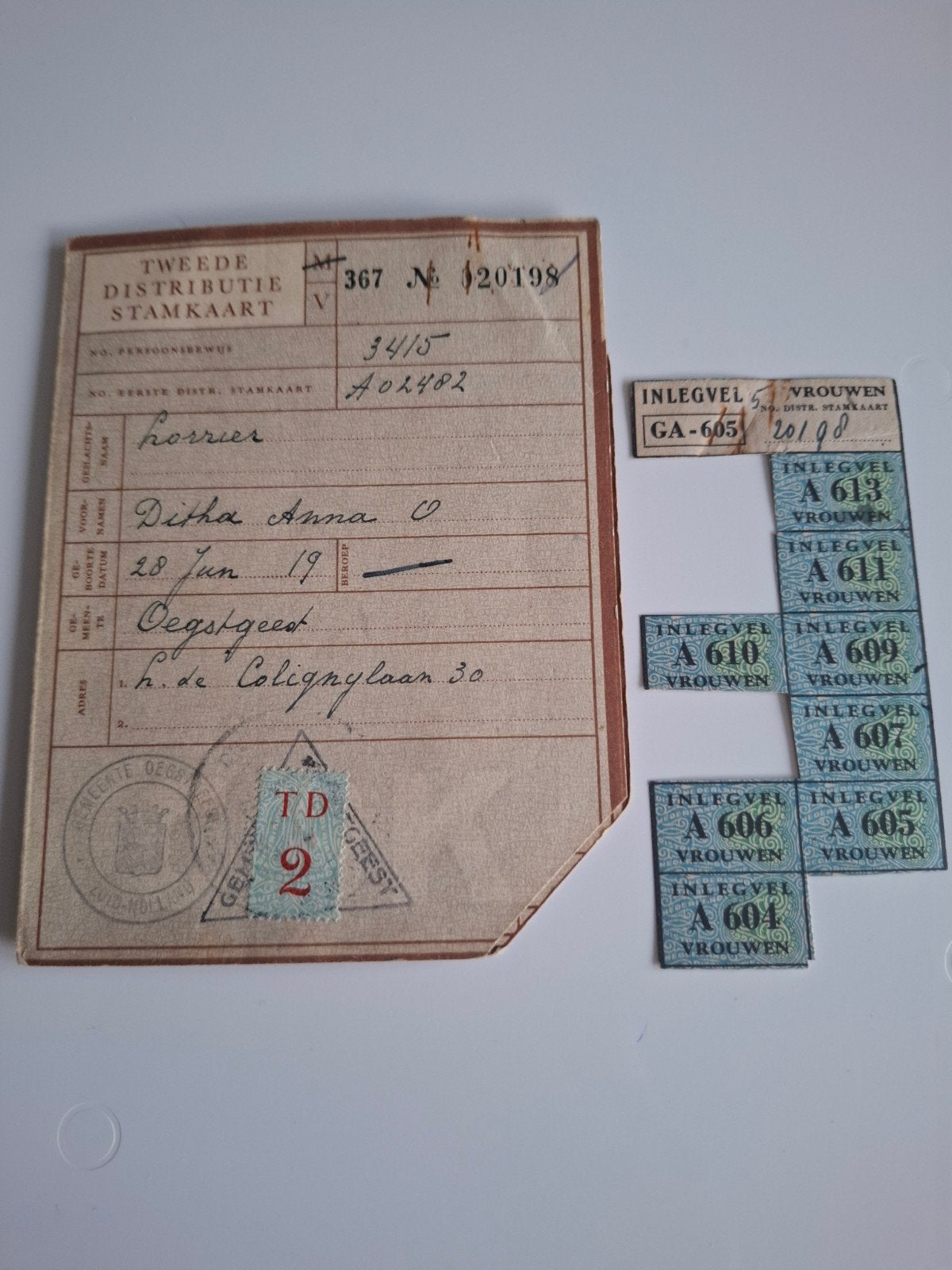 Distributie stamkaart Oegstgeest bonkaart document wo2, Verzamelen, Militaria | Tweede Wereldoorlog, Ophalen of Verzenden, Duitsland