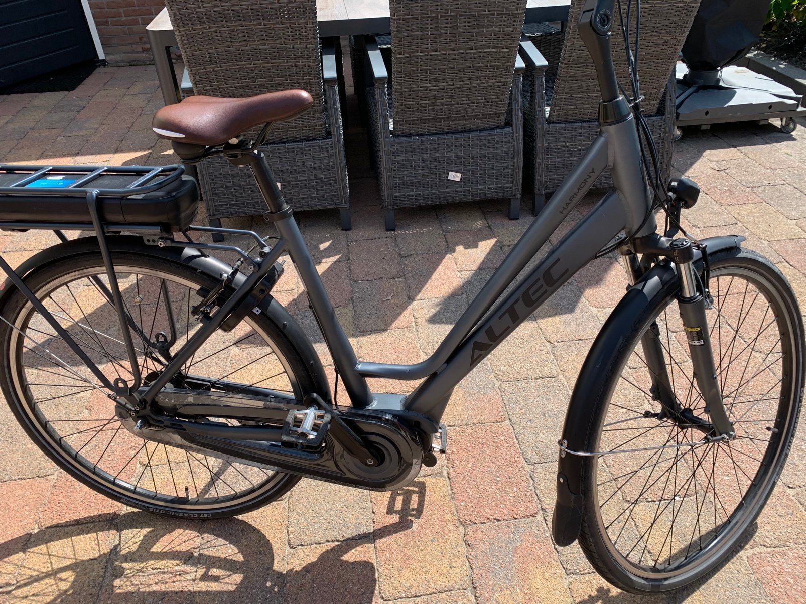 electrische fiets, Zo goed als nieuw, 50 km per accu of meer, 55 tot 59 cm, Ophalen