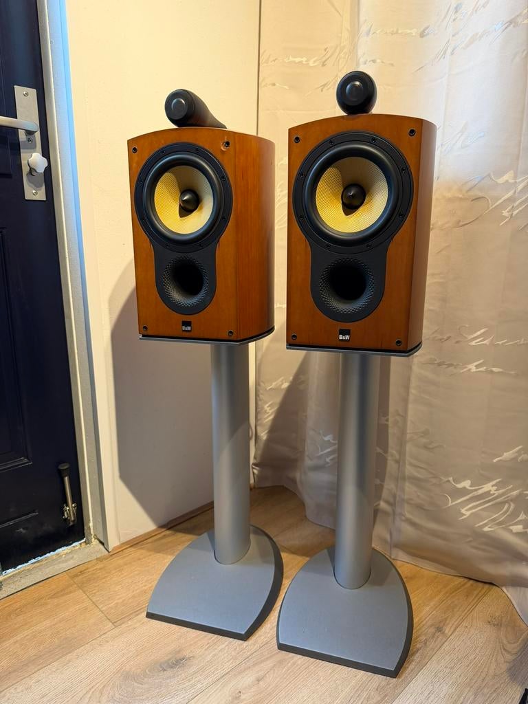 Mooie B&W 805S Cherrywood Luidsprekers, Audio, Tv en Foto, Luidsprekers, Ophalen of Verzenden, Zo goed als nieuw, 60 tot 120 watt