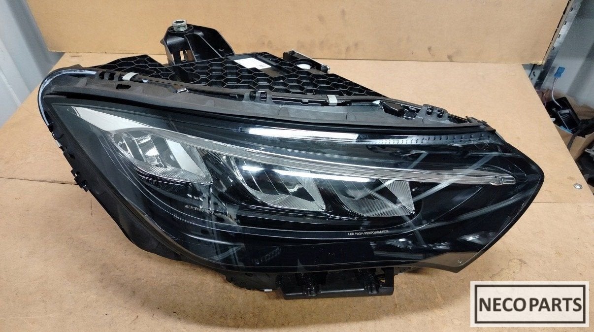 MERCEDES EQE LED HIGH PERFORMANCE KOPLAMP A2959060400, Gebruikt, -, Ophalen of Verzenden, -