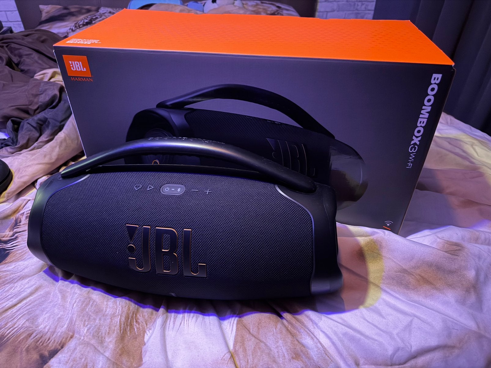 Gloednieuwe JBL Boombox 3 wifi met bon en doos, JBL, Overige typen, Ophalen of Verzenden, Zo goed als nieuw