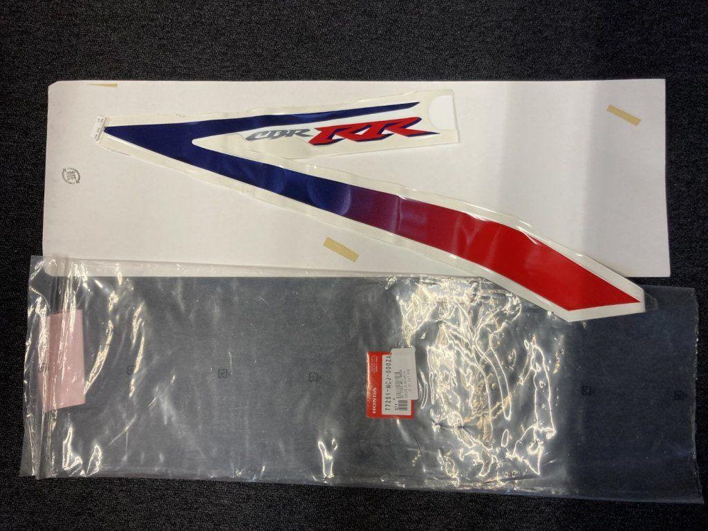 Fireblade cbr929RR bj 2000 sticker kontdeel rechts nieuw, Motoren, -, -, Nieuw, Ophalen of Verzenden