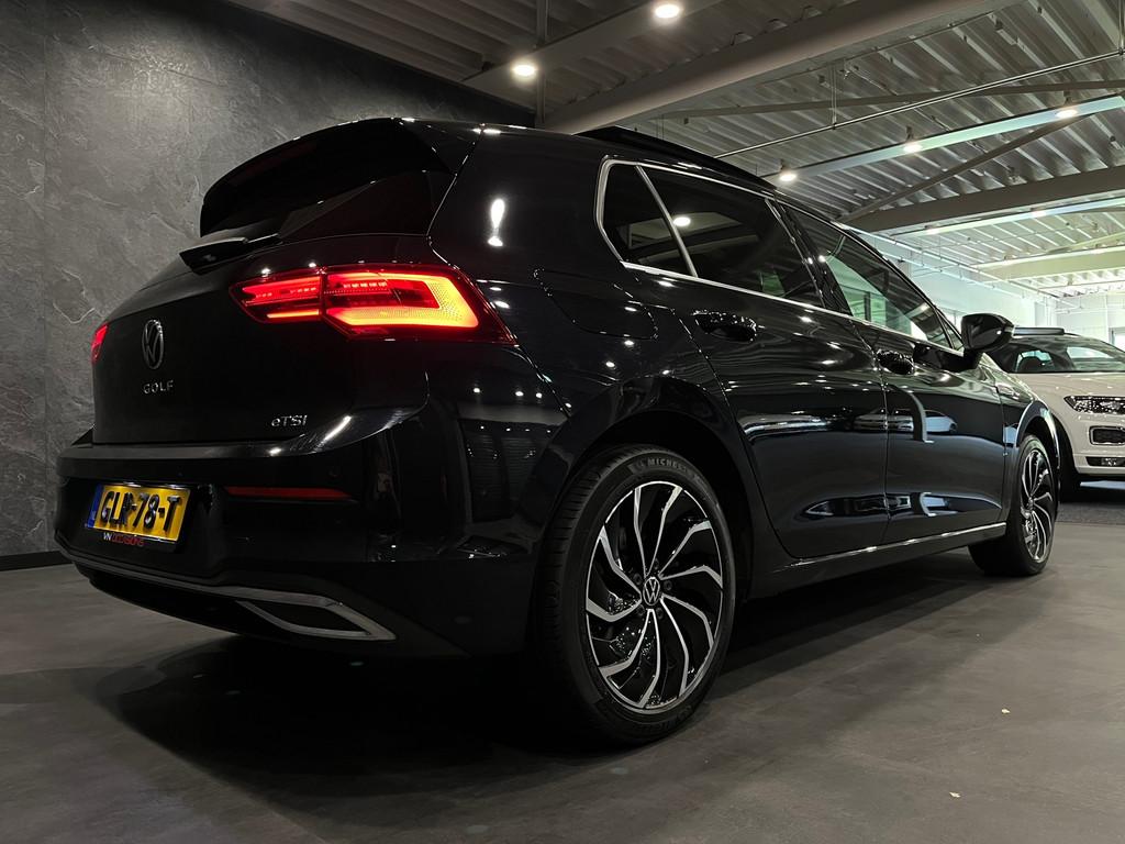 Volkswagen GOLF 1.5 eTSI DSG AUTOMAAT STYLE PANORAMADAK, Euro 6, 4 cilinders, 150 pk, Zwart