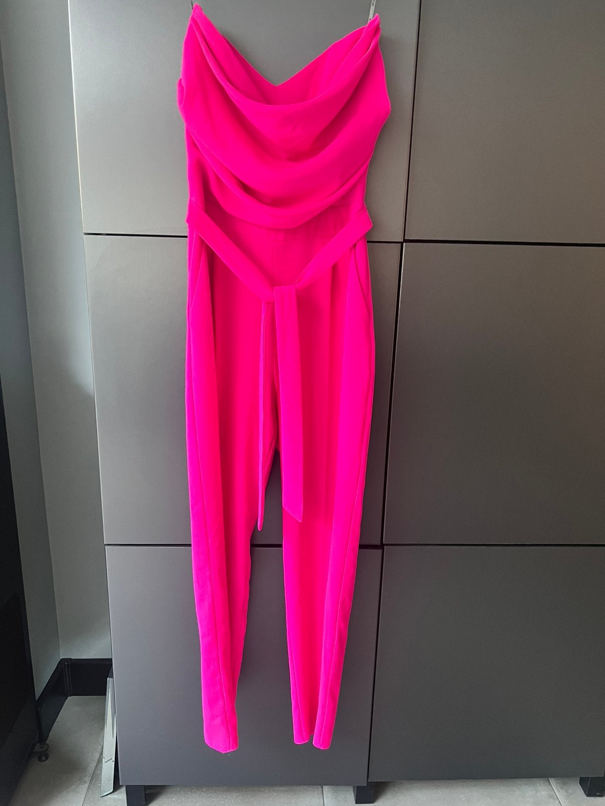 EXPLOSION STRAPLESS KORSET FUCHSIA JUMPSUIT MAAT 42 / L, Ophalen of Verzenden, Zo goed als nieuw, Maat 42/44 (L), Roze